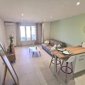 superbe-appartement-avec-piscine-et-stationnement.fr-provencehotel.com/